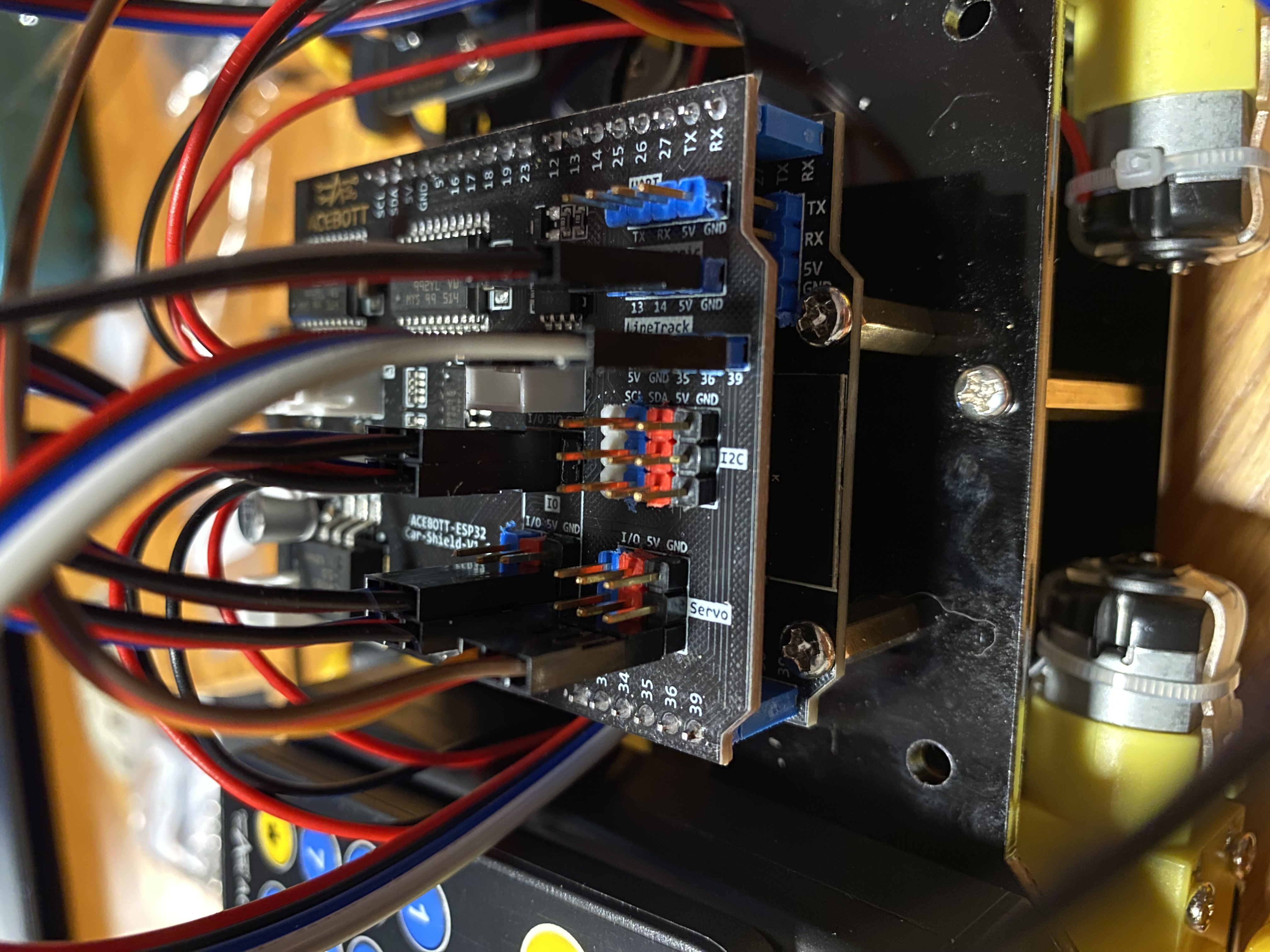 The ACEBOTT ESP32 Car Shield